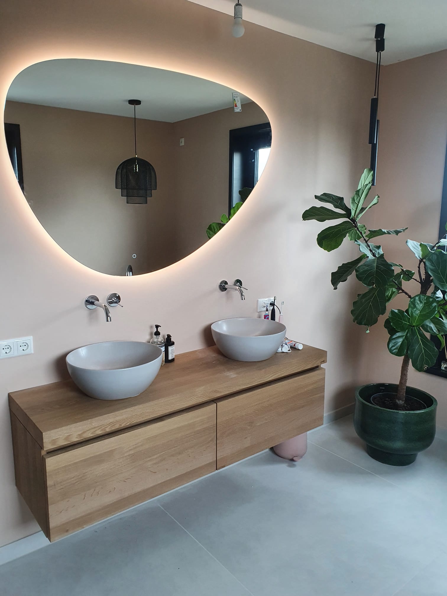 Drie badkamers Puttershoek